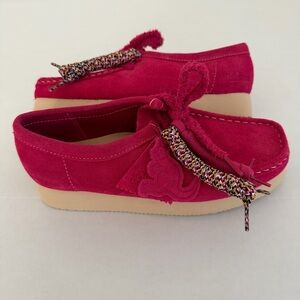 Clarks Women’s Wallabee Day Pink Suede Shoe